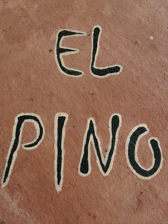 Hostal La solana de turon. El pino Ardales 0*,  España